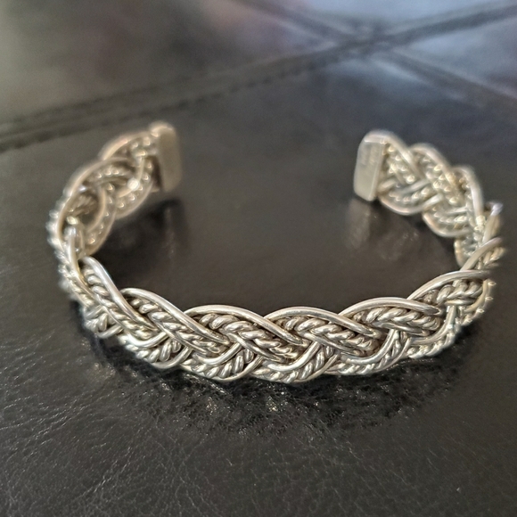 Beautiful sterling silver bangle bracelet Mexico - Picture 1 of 7